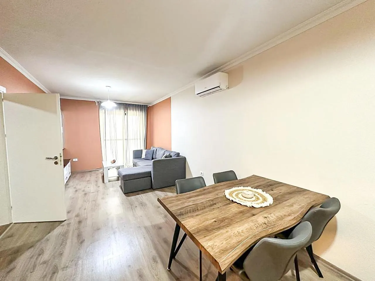 Grand Park 2Br Apartment Tirana