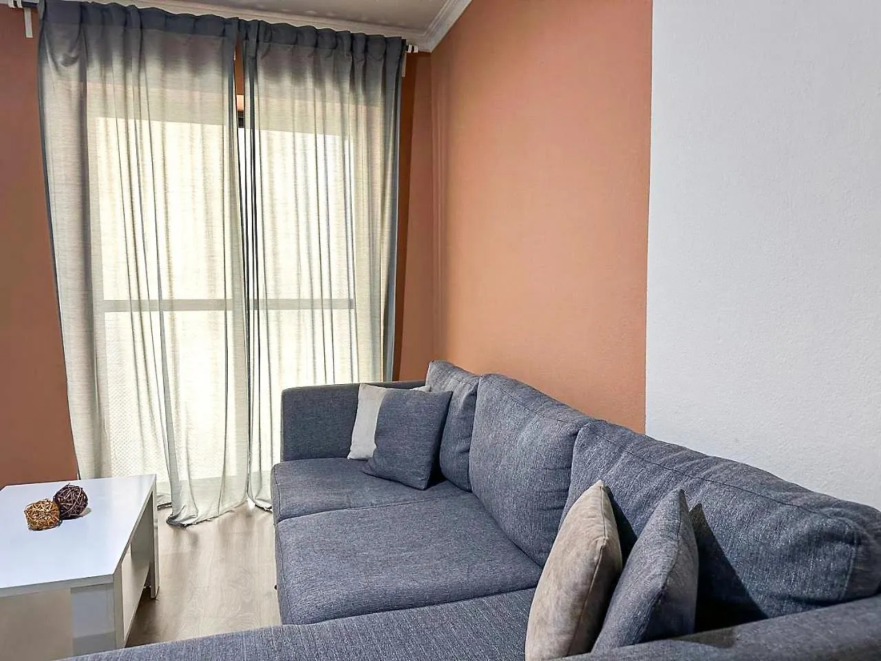 Grand Park 2Br Apartment Tirana 0*,  Albánia